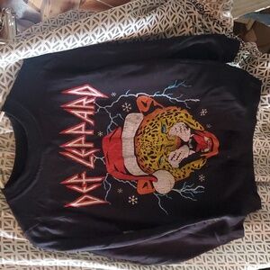 Def Leppard Sweater Size S Leopard w/ Santa Hat EUC